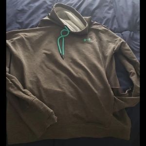 Under armor pullover